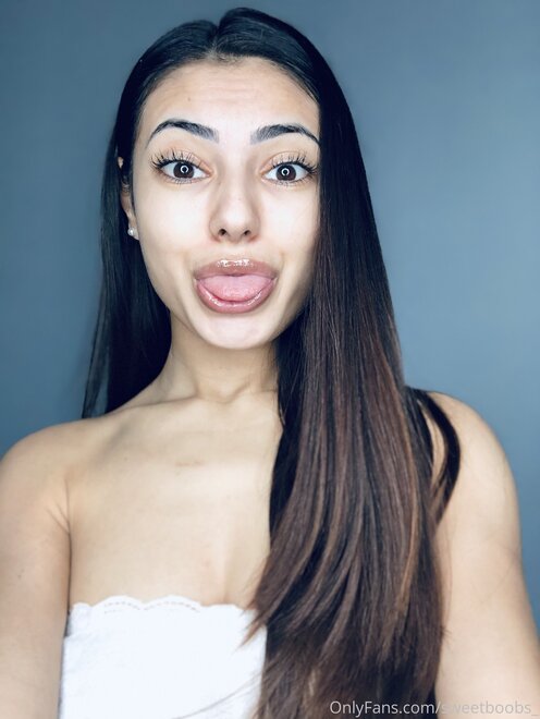 2320x3088_d57a3a8fab62ecd5cebc4e74964efbd3 (1) nude