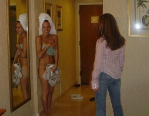 photo amateur Caught naked just after her shower