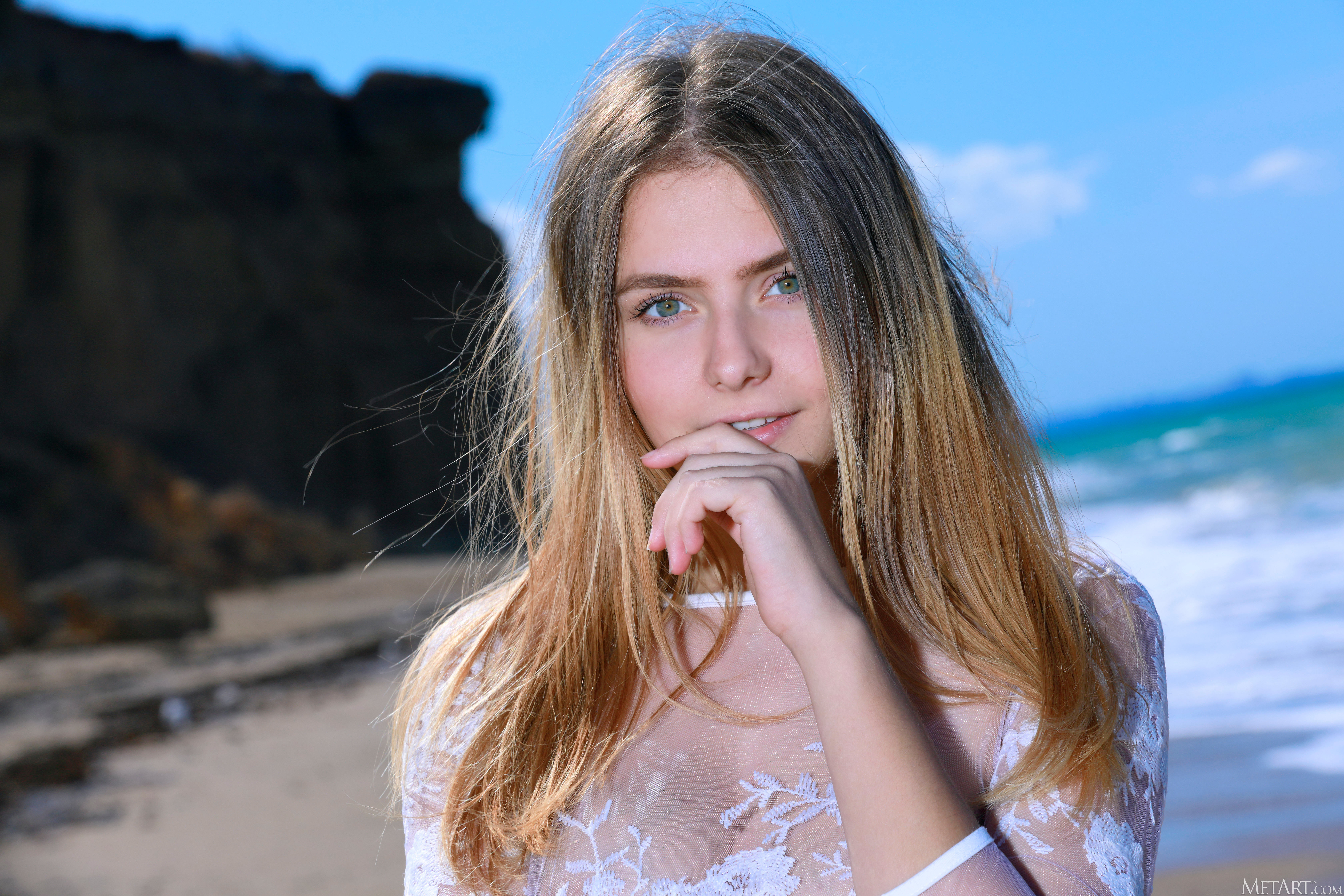 amateur photo MetArt_Meander_Dakota-Pink_high_0008