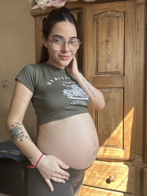 Would you stare and compliment my belly if I wore this outfit to go out#