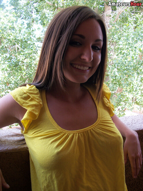 AprilYellowTop0002-lg