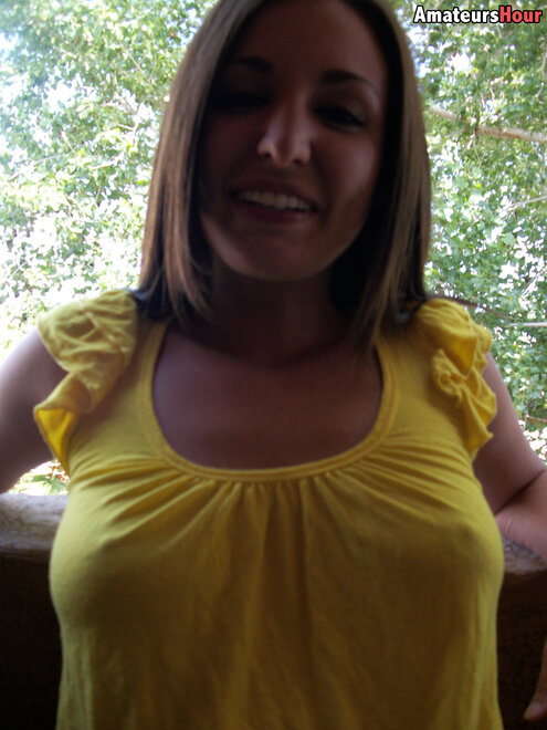 AprilYellowTop0005-lg