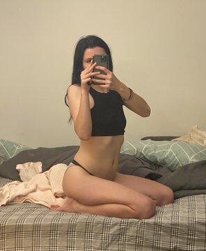 amateur pic How do you like my 5'2 and 110 lb frame? [Australia]