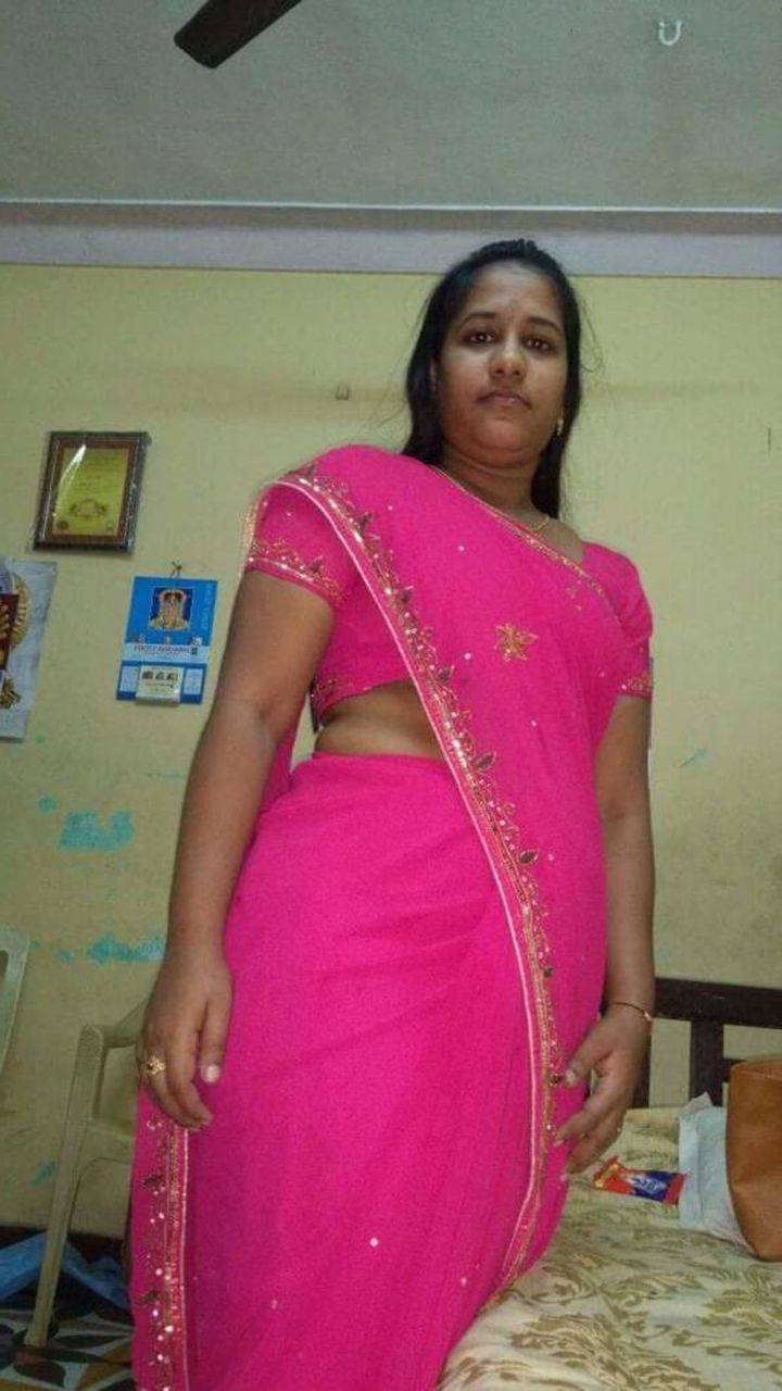 Hot South indian lady hot and nude pics - -4902265926829844551_121 Porn Pic 