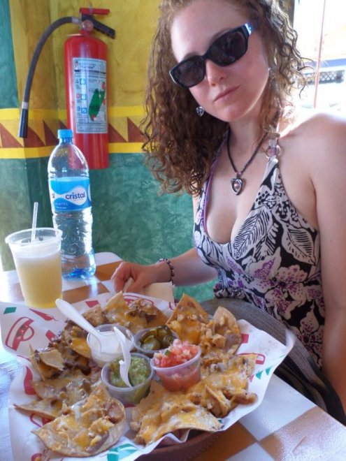 NACHOS....oh and cleavage