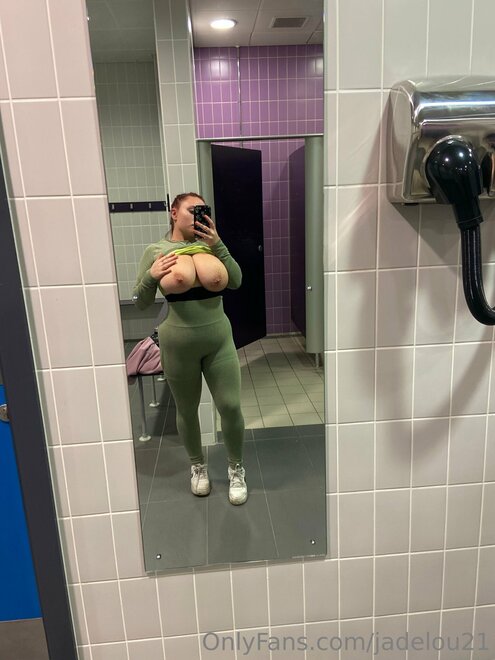 Pics by @onlyforfan_online (23)