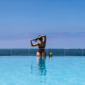 Blue Sky - Swimming pool Water Blue Sky Vacation 