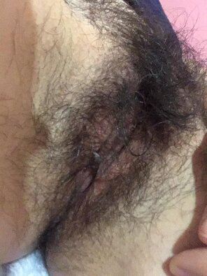 amateur pic Girlfriend showing off her hairy pussy and tits