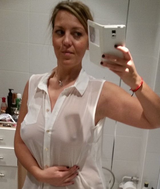 Thin shirt milf selfie