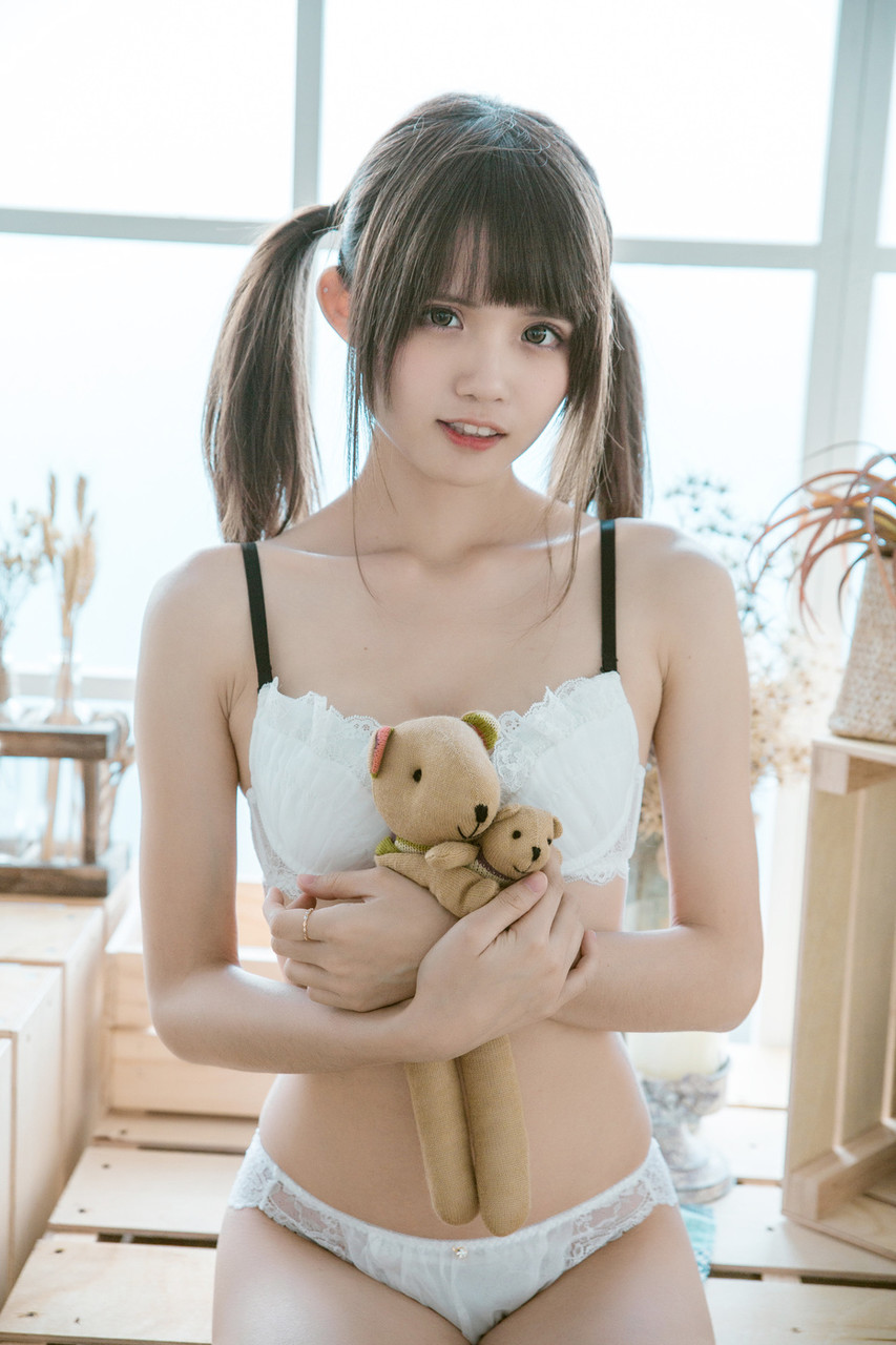 amateur photo 77590842_023_23d5