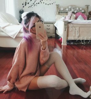 amateur pic Asian thigh highs