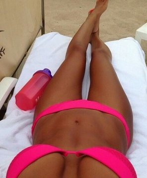 amateur pic Pink and tan.
