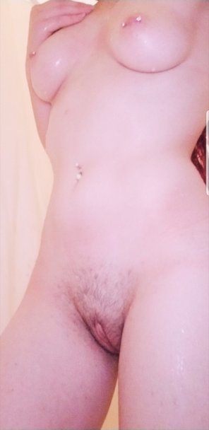 foto amadora [F] only 98lbs and 4'11"...who wants to toss me around ;)