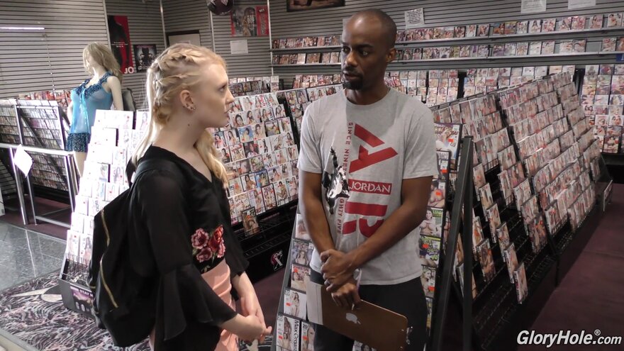 lily-rader-gloryhole_1080p.mp4_20240815151231_0013