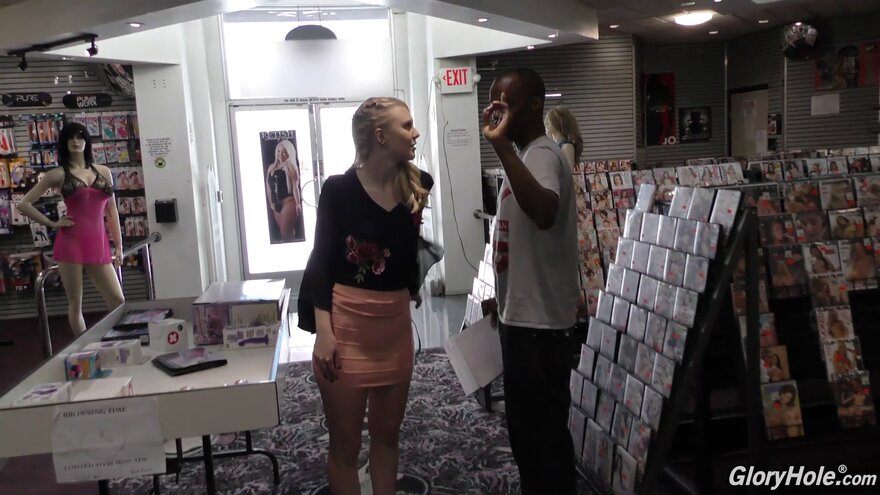 lily-rader-gloryhole_1080p.mp4_20240815151231_0025