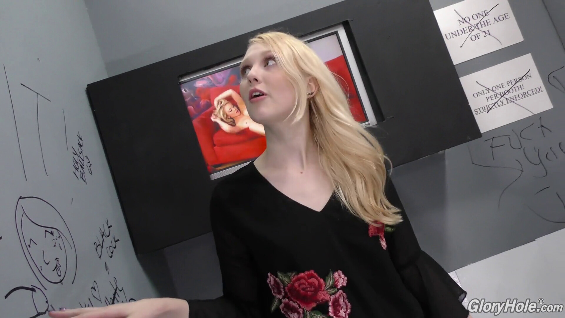 amateur photo lily-rader-gloryhole_1080p.mp4_20240815151231_0034