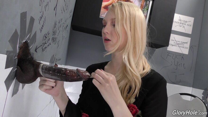 lily-rader-gloryhole_1080p.mp4_20240815151231_0076