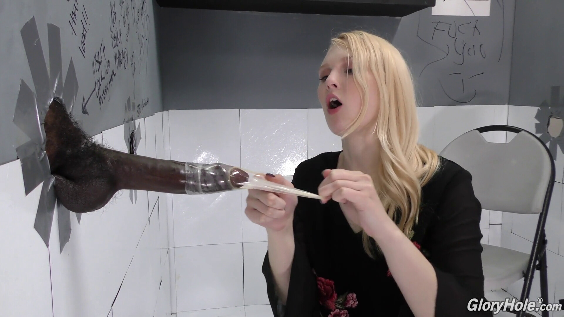 amateur photo lily-rader-gloryhole_1080p.mp4_20240815151231_000078
