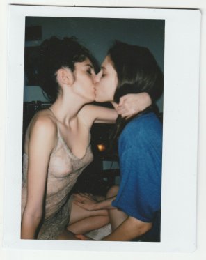 zdjęcie amatorskie Vintage kissing