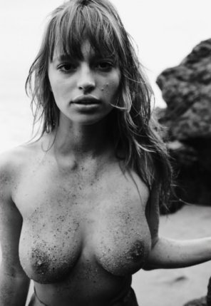 photo amateur Topless beach
