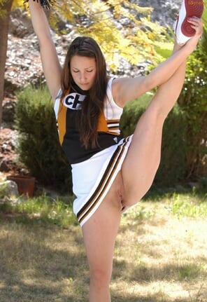 photo amateur cheerleaders-cheerleader-gf-5c7b933a6f949-1