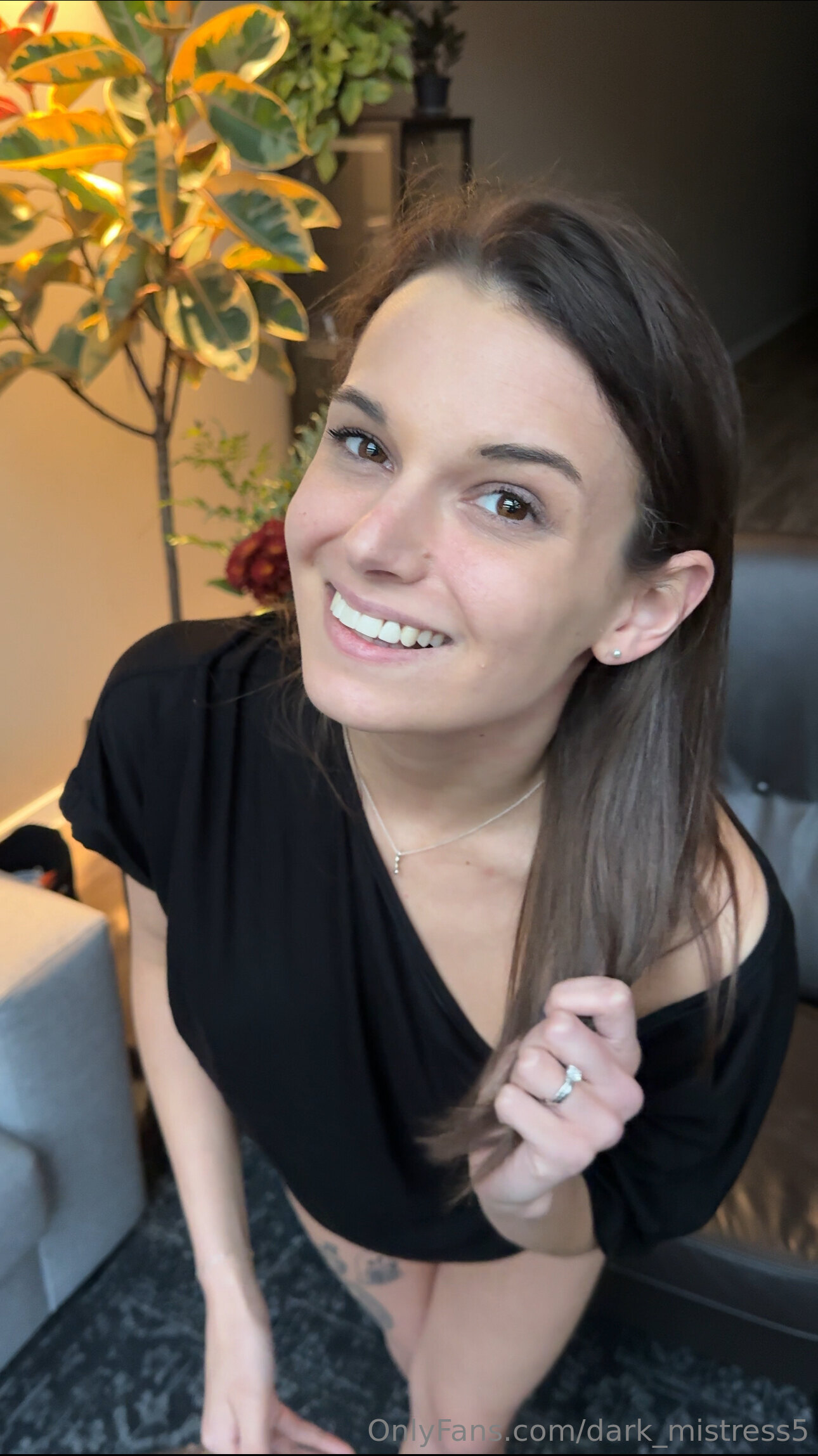 amateur photo 1290x2297_47e96a3ceee2dc45e99c24dea6cd370b