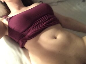 amateur pic Okay not that wild but wishing I had a hot guy on top of me rn [F]