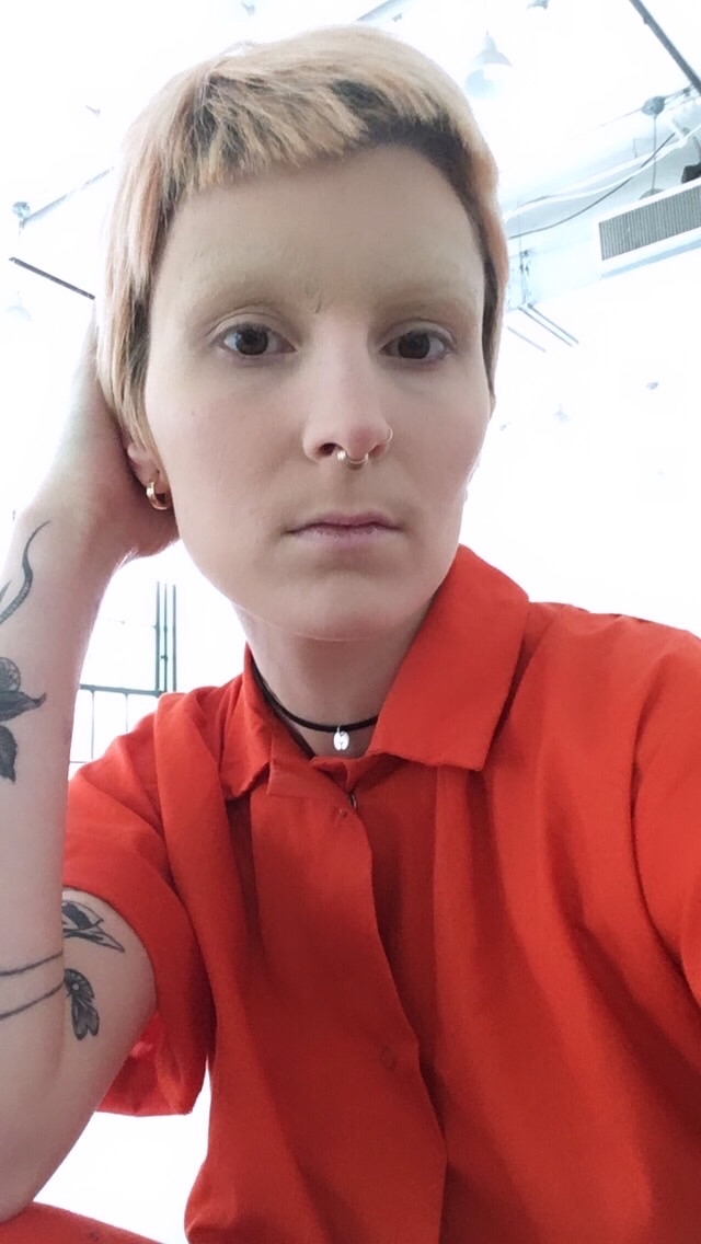 amateur photo 595F9CAF-FB53-4BBE-8EB4-5C6A3A2AE9E7