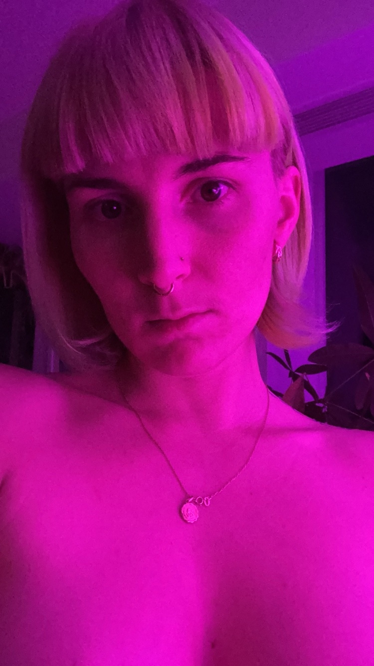 amateur photo 4715459A-50AD-4B63-B1A8-DD3723DE9376