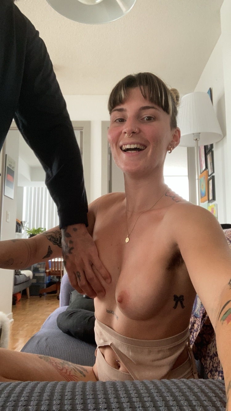 amateur photo ABCE99CF-DECE-4CD4-A206-27EA4563D5D5