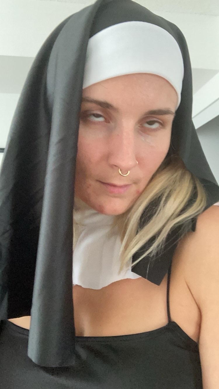 amateur photo D575C511-53A1-4992-9A4E-7980277CB01B