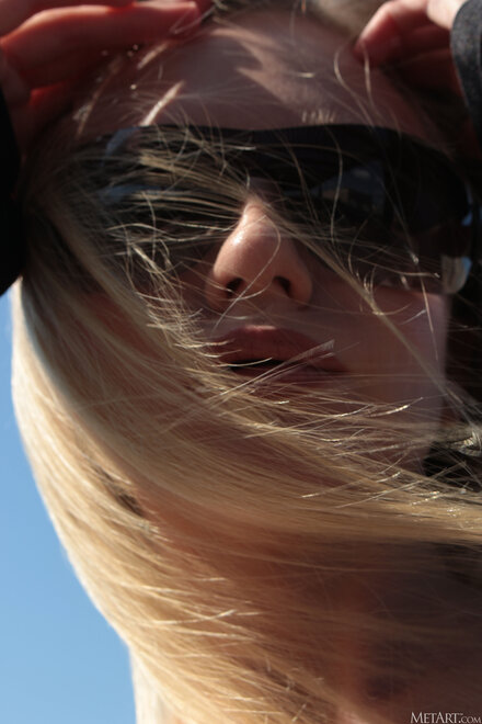 MetArt_Infinite_Annie-Anne_high_0001