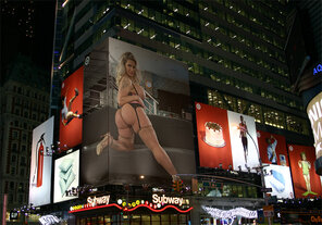 amateur pic PhotoFunia One Night in New York Large 2022-08-19 12 02 55
