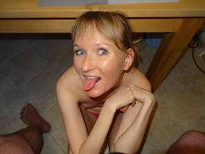 photo amateur ZOYA Exposed Sexy Stupid Cuckold Wife Like Sperm