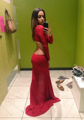 foto amadora Diablo in a red dress