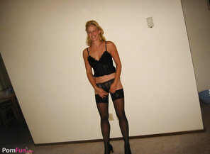 amateurfoto Exposed_Blonde_Fort_Worth_Texas_Wifes_Holiday_Pics_138270