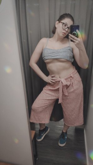 amateur photo [F] Thought this outfit was a bit too boring, so I did this