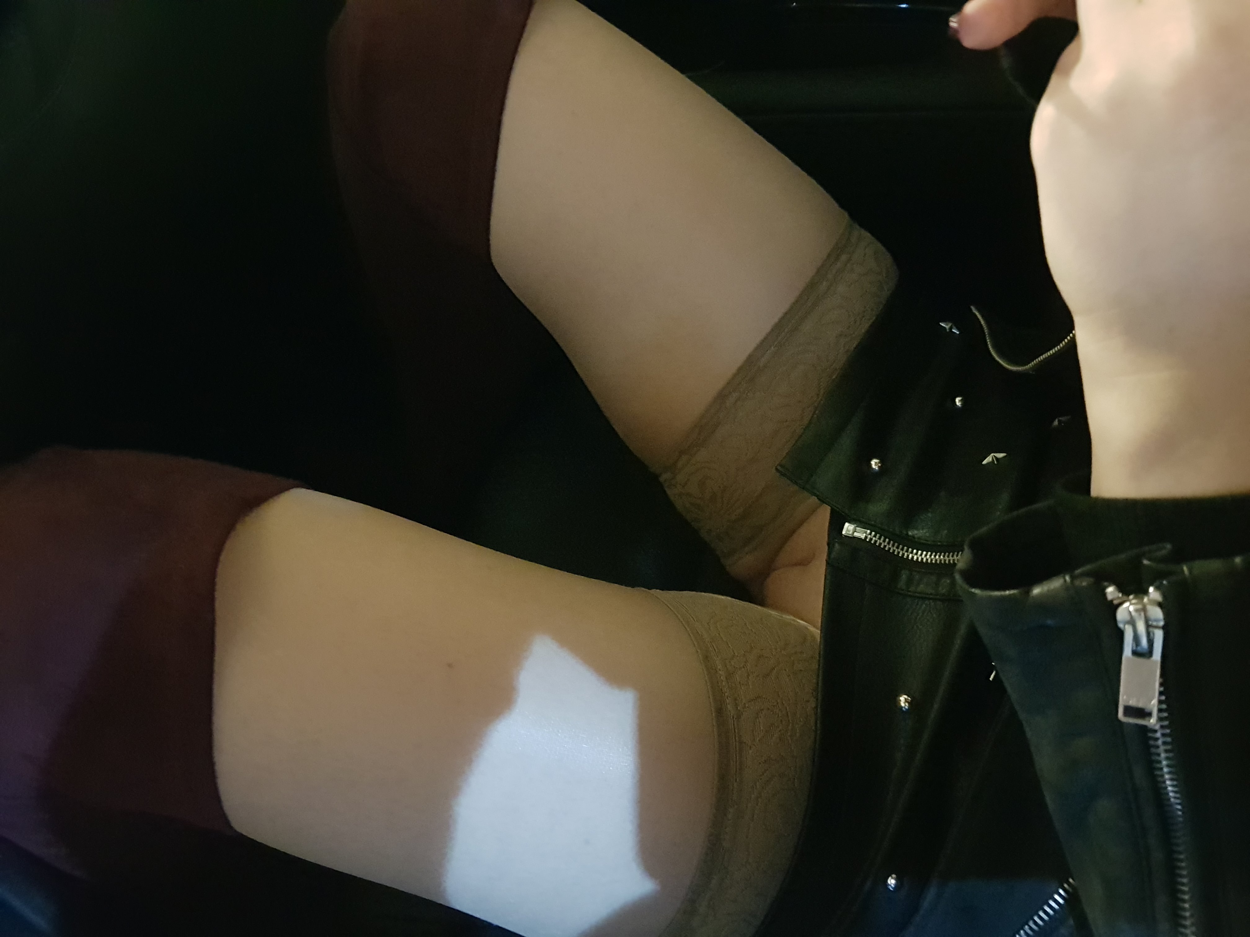 Mini skirt, stockings, high boots, no panties ðŸ˜‹ Porn Pic - EPORNER