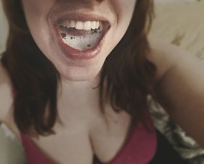 amateur-Foto Hubs says share sext; mouth[f]ull