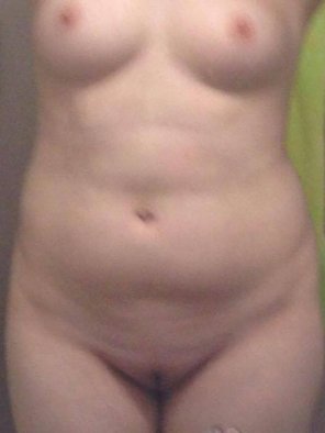 foto amatoriale I am small enough [f]or your liking?
