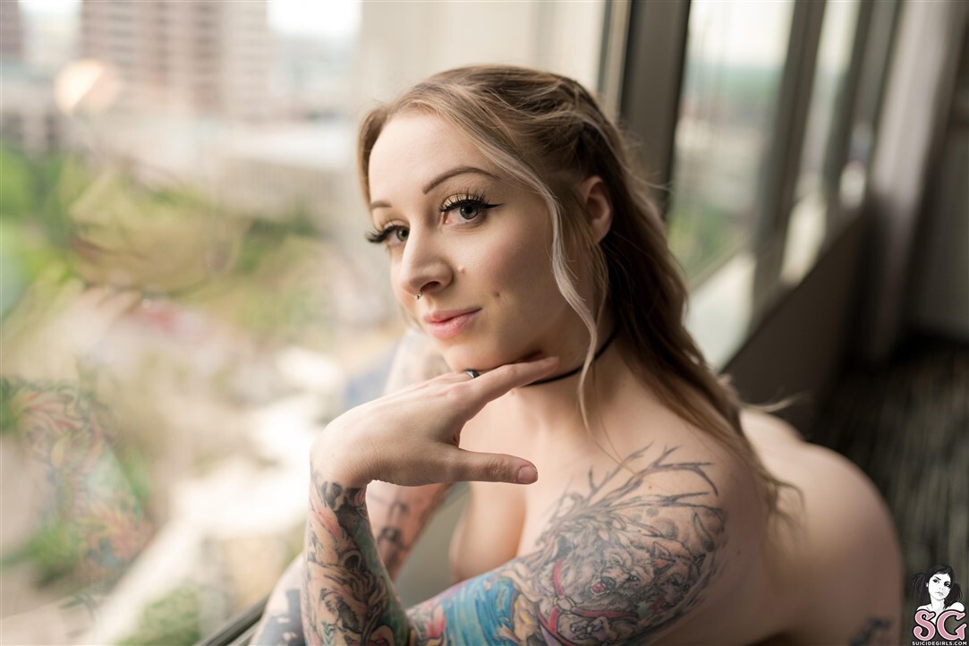 amateur photo 1000161334