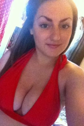amateur pic Red Bikini
