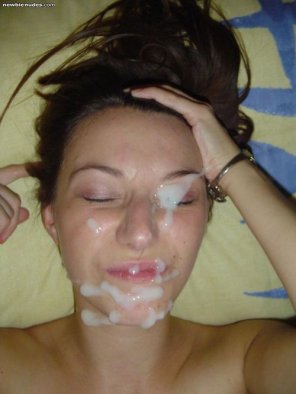 amateur photo Big load in her face