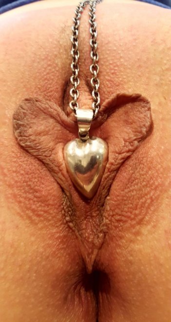 Heart Pendant nude