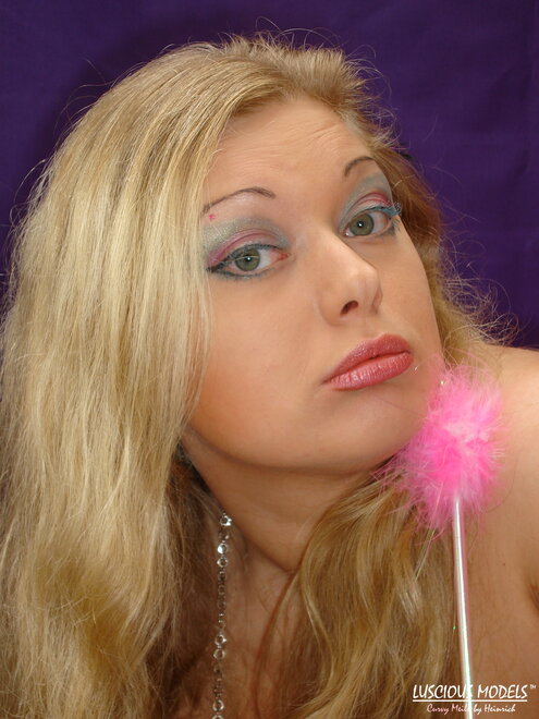 Meile 20071015-00079 nude