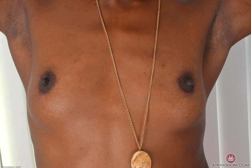 167251057_ana027jsp_327541046