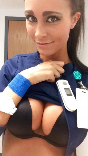 foto amatoriale Hello nurse