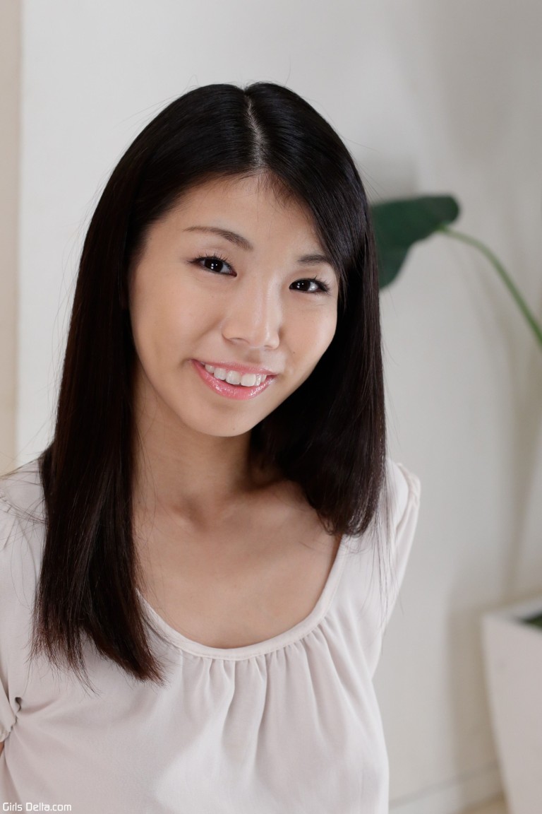 amateur photo Girls Delta-Emiru Kitano-035