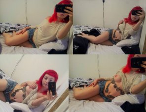 amateurfoto Tatted Alt Chick in Bed