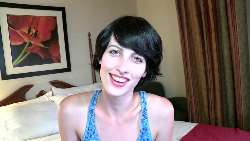 alex-harper-Skinny Housewife (720).mp4_20240910142059_0004